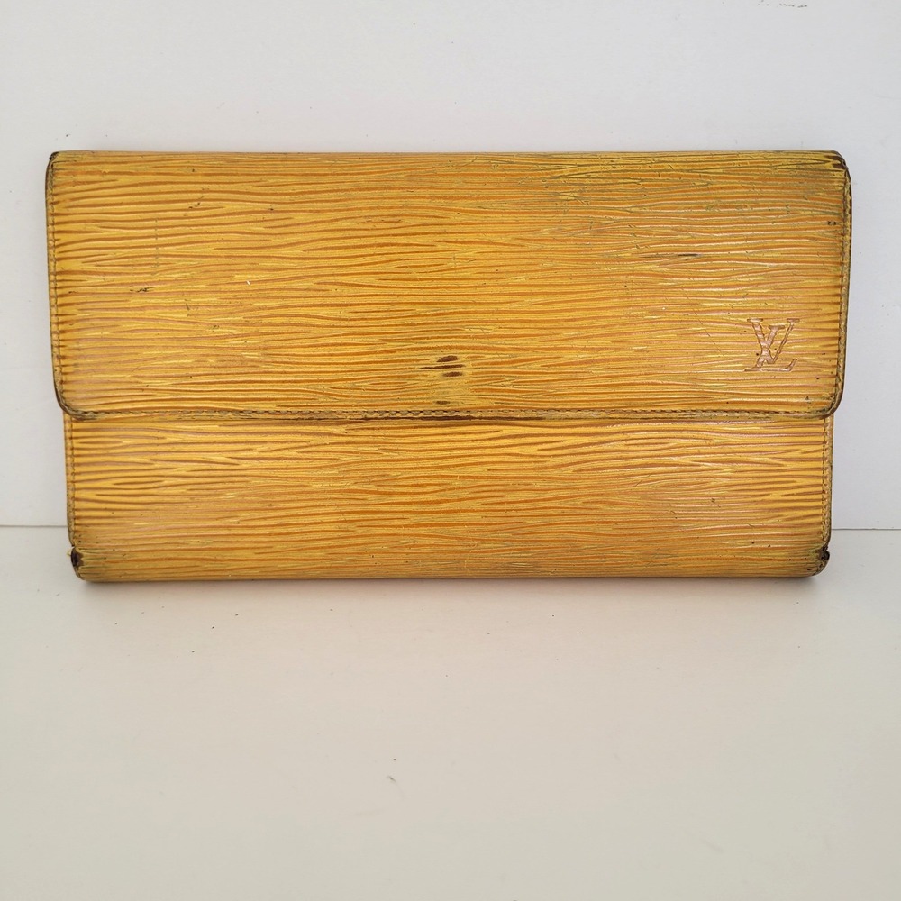 Louis‎ Vuitton Epi Leather Long Wallet Yellow Purple CA0022 Vintage Snap Closure